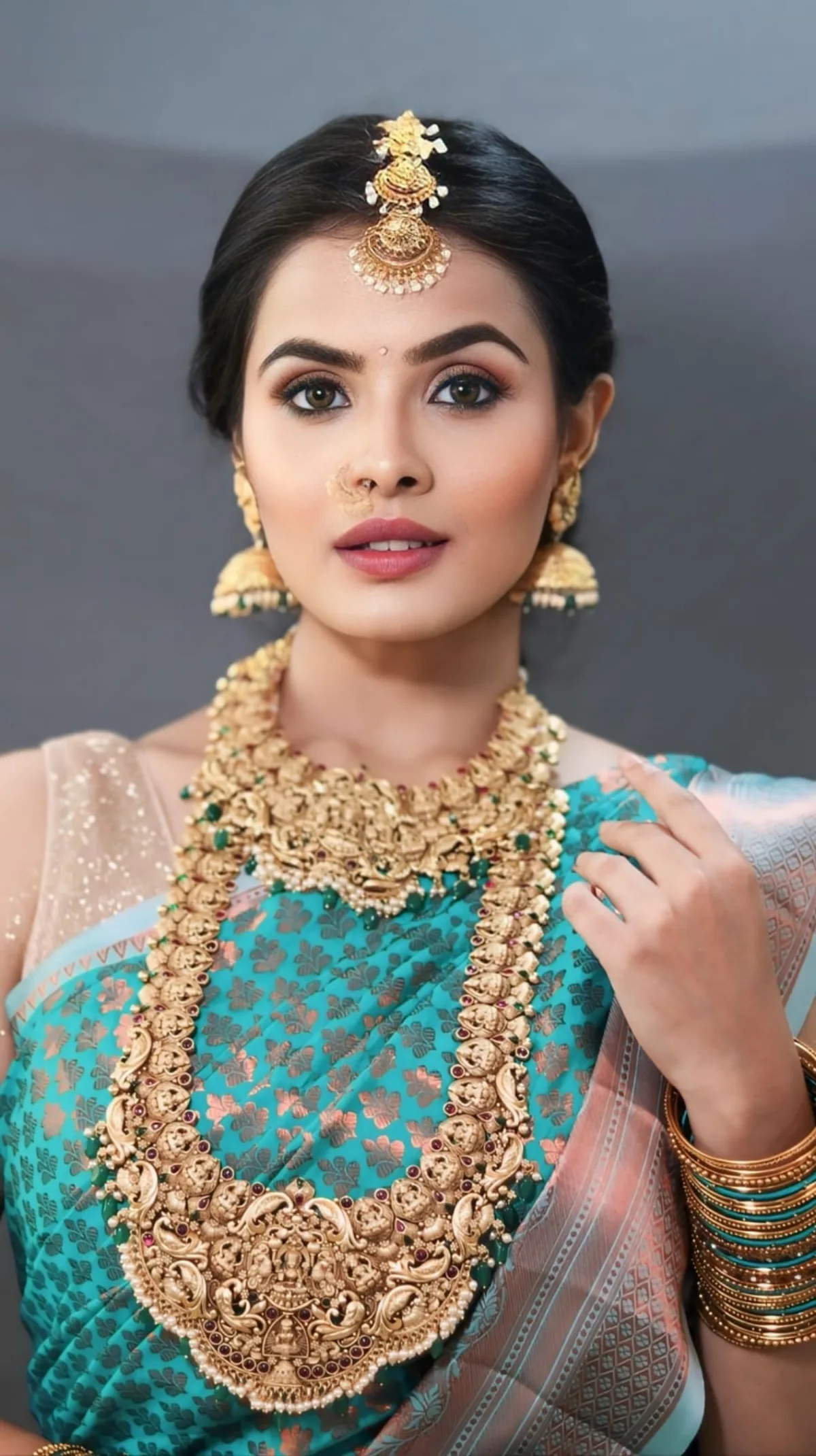 Aishwarya Shankar — fashion model portfolio, Chennai. Frame 2.