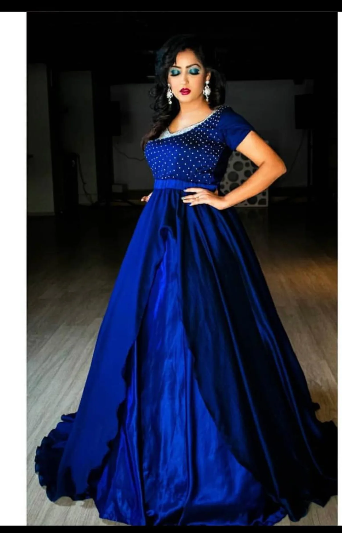 Anu Adhikari — fashion model portfolio, Chennai. Frame 3.