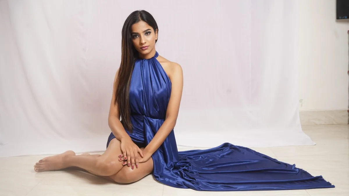 Aura — fashion model portfolio, Chennai. Frame 4.